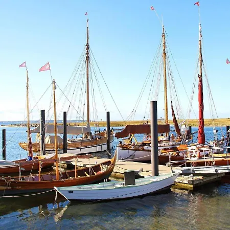 Moderne Penthauswohnung Am Hafen *